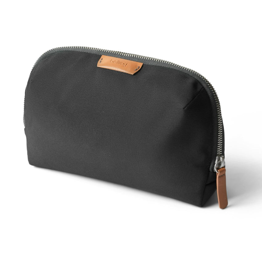 กระเป๋า Desk Caddy สี Slate จากแบรนด์ BELLROY