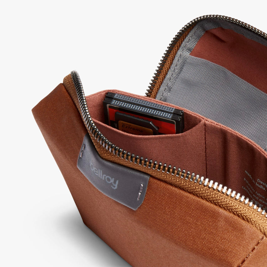 Bellroy Tech Kit Compact - Bronze