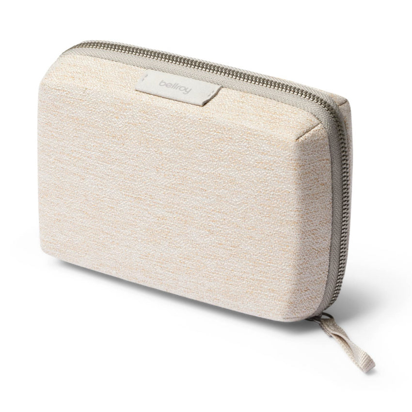 กระเป๋า Tech Kit Compact สี Saltbush จากแบรนด์ BELLROY