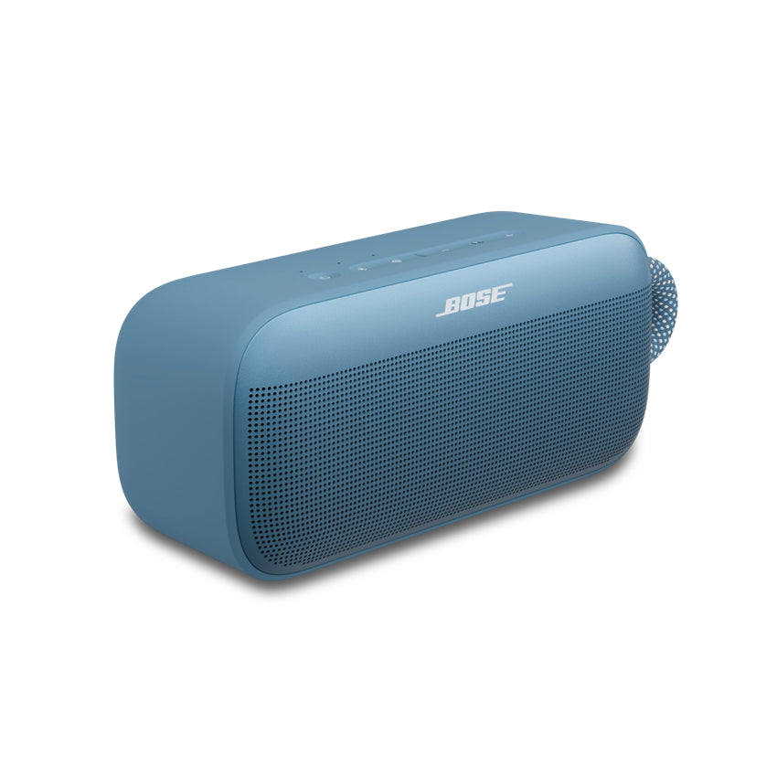 ลำโพงบลูทูธ Bose SoundLink Plus สี Blue Dusk วางบนพื้นเรียบ