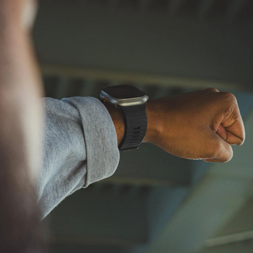 สายนาฬิกา Decoded Sport Silicone Ultra Traction Strap สี Black ไซส์ 42/44/45/49 มม.