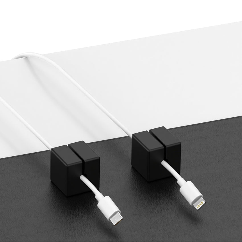 Function 101 Desk Mat Pro Black + 2 Black Cable Blocks
