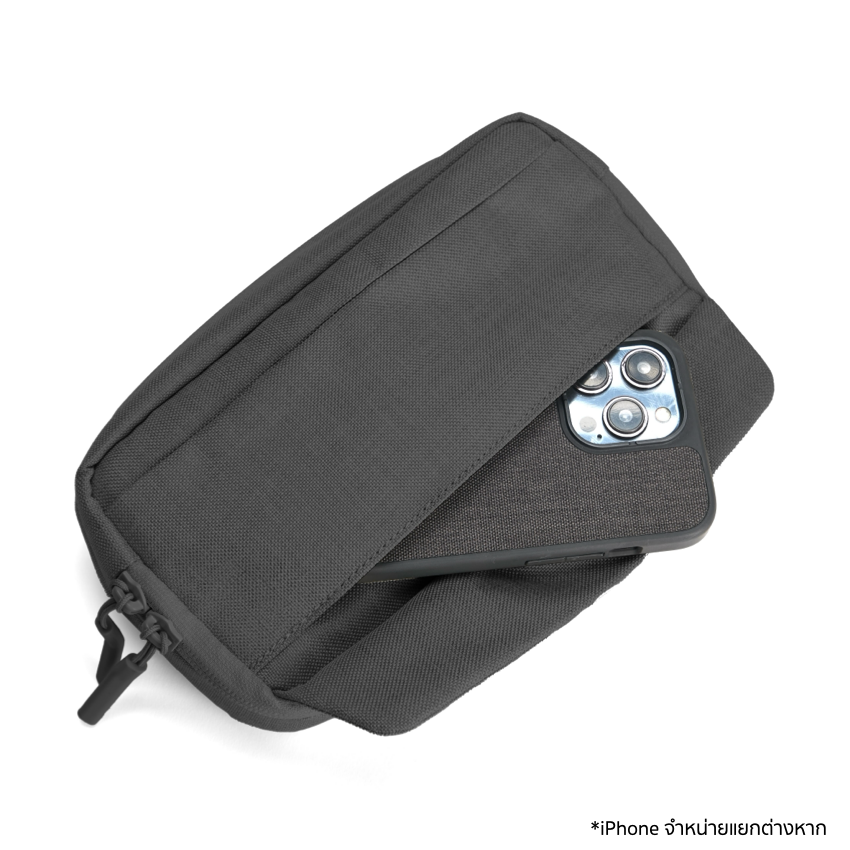 กระเป๋าสะพายข้าง และ คาดเอว City 2.0 Sling สี Black มีช่องเก็บข้างนอก จากแบรนด์ INCASE