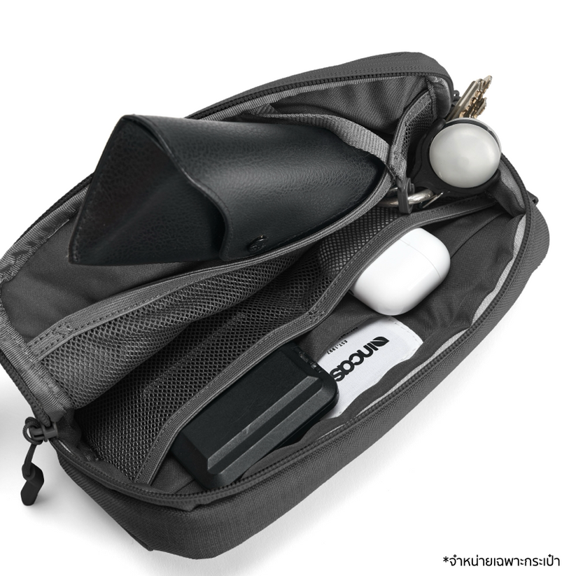 กระเป๋าสะพายข้าง และ คาดเอว City 2.0 Sling สี Black ช่องเก็บแบบตาข่าย จากแบรนด์ INCASE