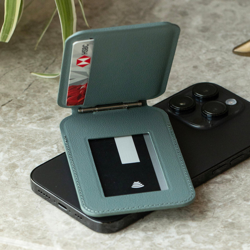 Native Union Active Wallet Stand - Slate Green