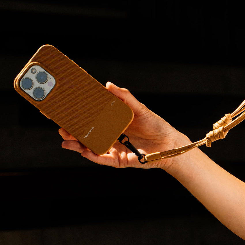 Native Union Classic Case for iPhone 16 Pro-Kraft