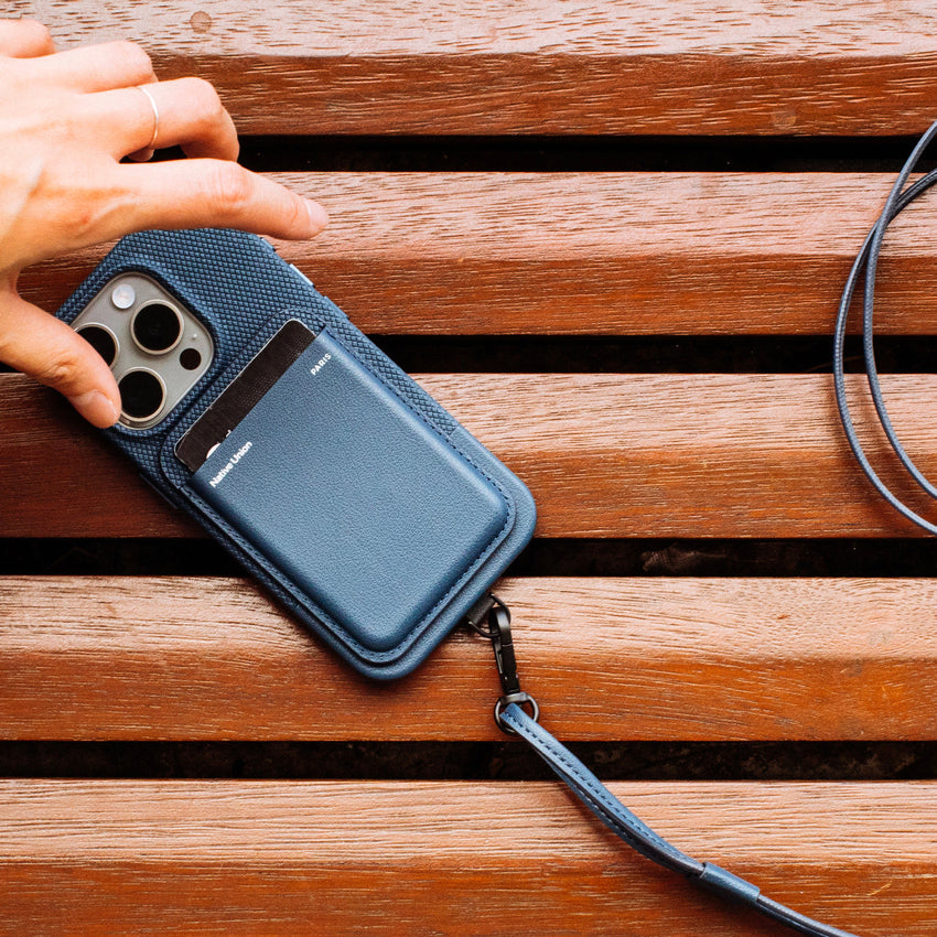เคสหนัง iPhone 16 Pro Max Native Union Classic สี Navy