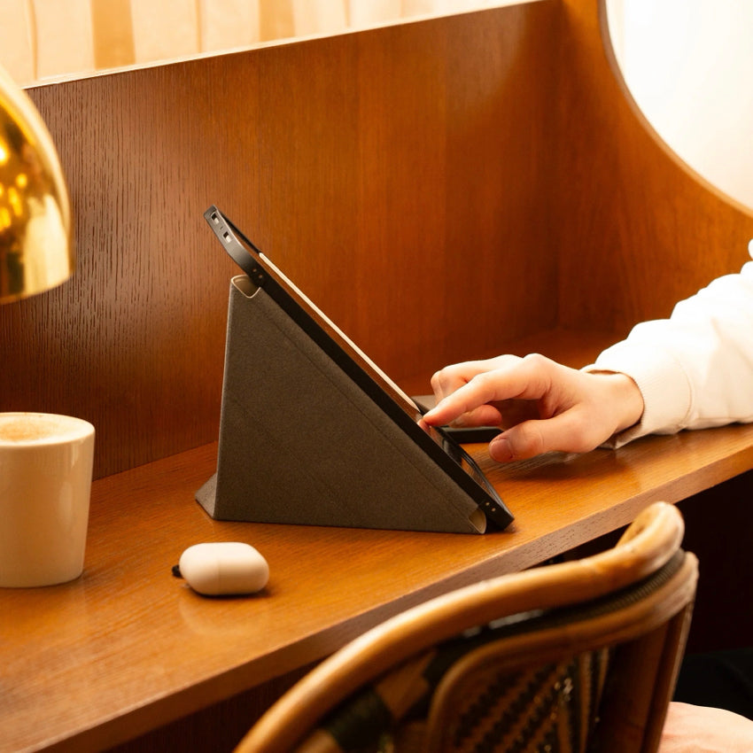 เคสกันกระแทก iPad Air 11 M2/M3 Native Union รุ่น Active สีดำ