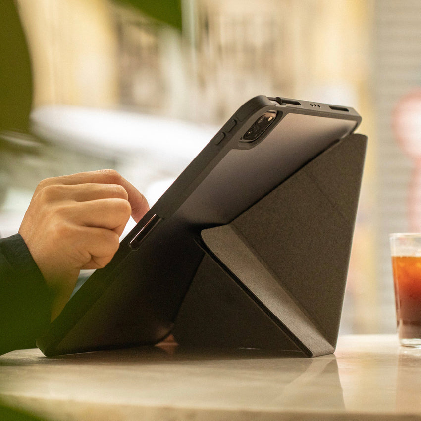 เคสกันกระแทก iPad Air 11 M2/M3 Native Union รุ่น Active สีดำ