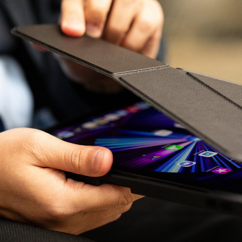 เคสกันกระแทก iPad Air 11 M2/M3 Native Union รุ่น Active สีดำ