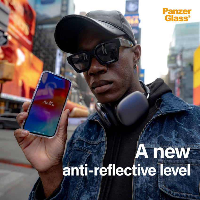 ฟิล์มกระจกกันรอย Panzerglass Ultra Wide Fit For iPhone 16 Plus