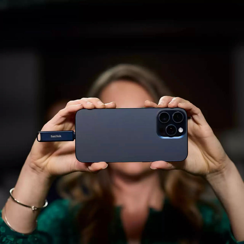 แฟลชไดรฟ์ Phone Drive สำหรับ iPhone สี Metallic Sky (256 GB) โอนข้อมูลรวดเร็ว จากแบรนด์ SANDISK