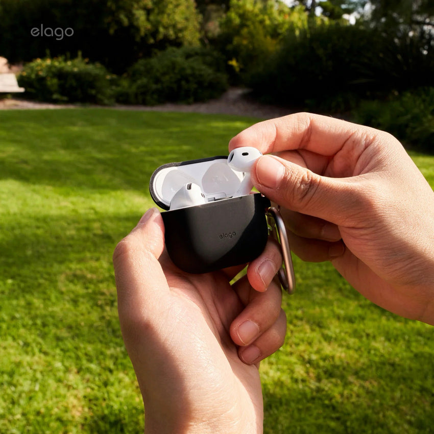 เคสกันกระแทก AirPods รุ่นที่ 4 Elago Silicone Hang สี Black