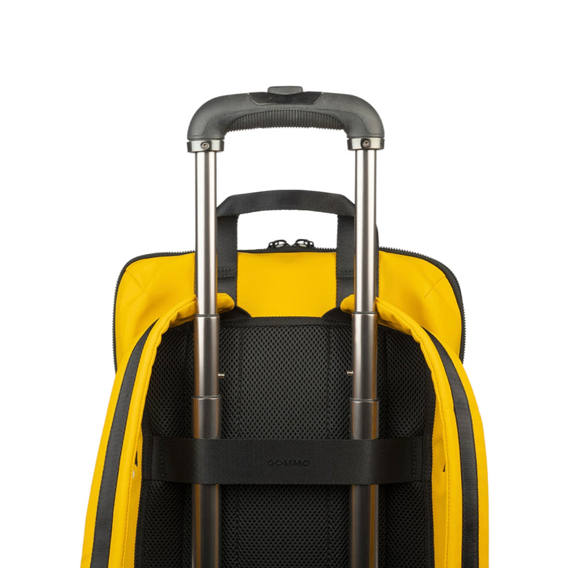 กระเป๋าเป้ Tucano Gommo ดีไซน์มินิมอล สีเหลือง