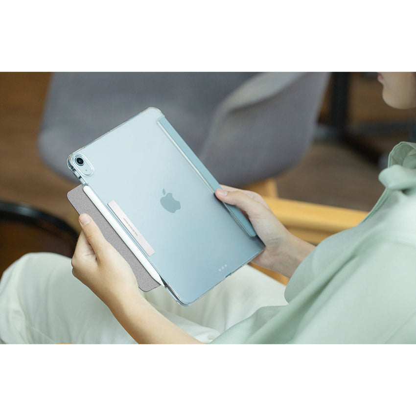 เคสฝาพับ Uniq Camden สำหรับ iPad Pro 11 สี Grey
