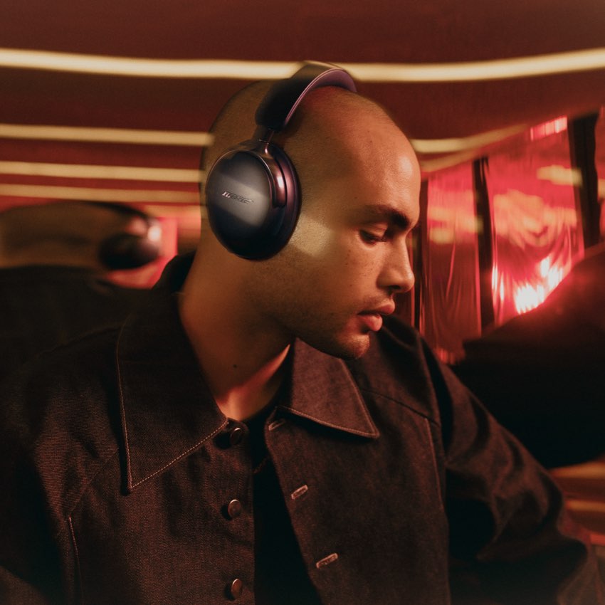 หูฟังไร้สายแบบครอบหู Quietcomfort Ultra รุ่นที่ 2 สี Black