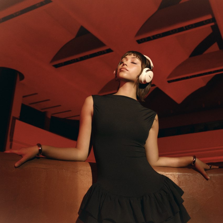 หูฟังไร้สายแบบครอบหู Quietcomfort Ultra รุ่นที่ 2 สี White