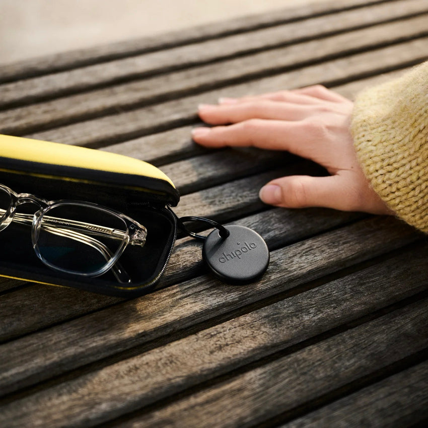 Chipolo POP - Black ดีไซน์กะทัดรัด สีดำเรียบหรู 
