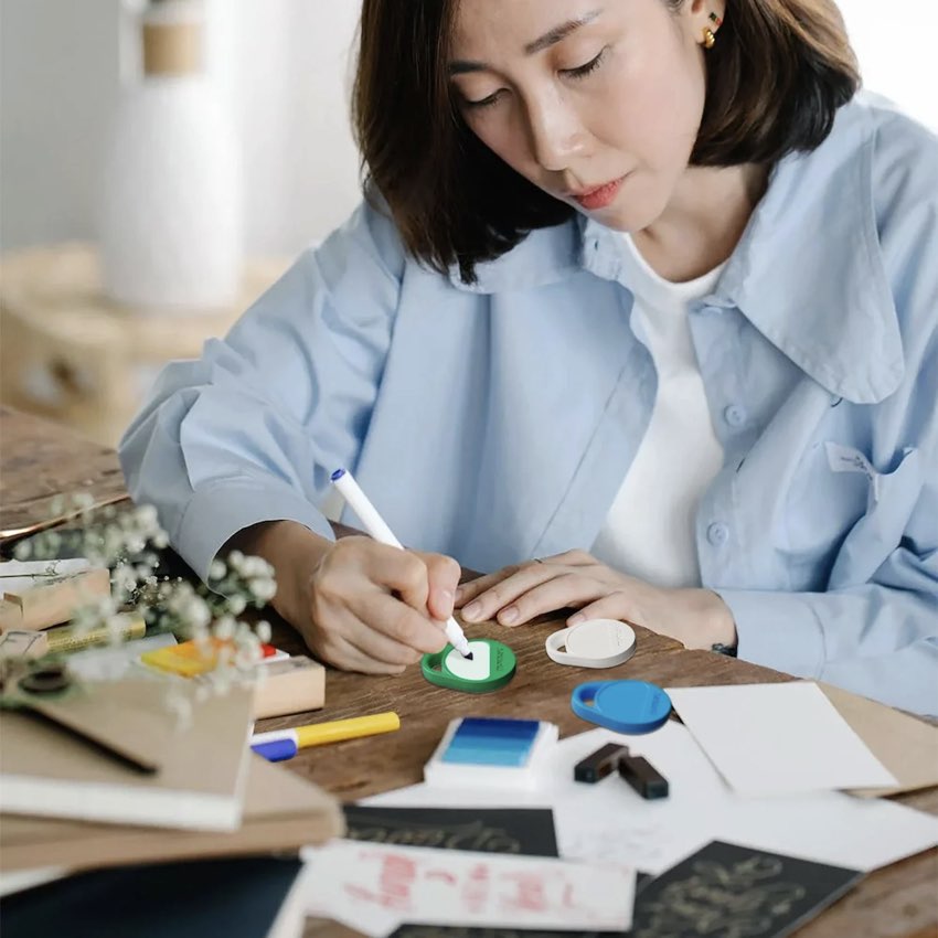 อุปกรณ์ติดตาม Momax Pinpop Lite (Apple Find My Tracker) สี White